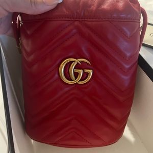 Gucci bucket bag